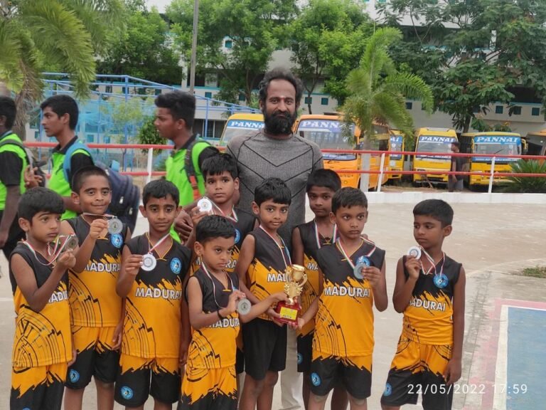 Youth Skates Gallery Images (2)